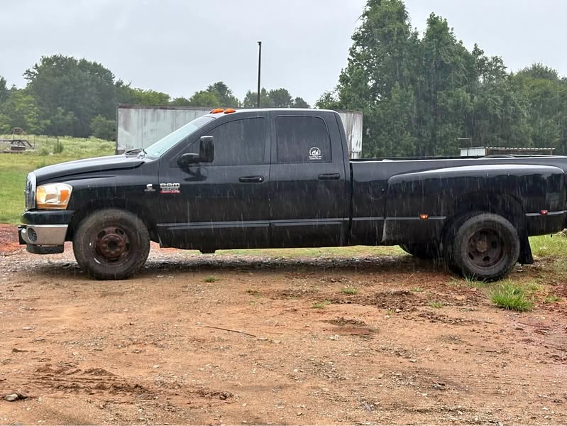 2006 Dodge Ram 3500 Crew Cab - ST Pickup 4D 8 ft