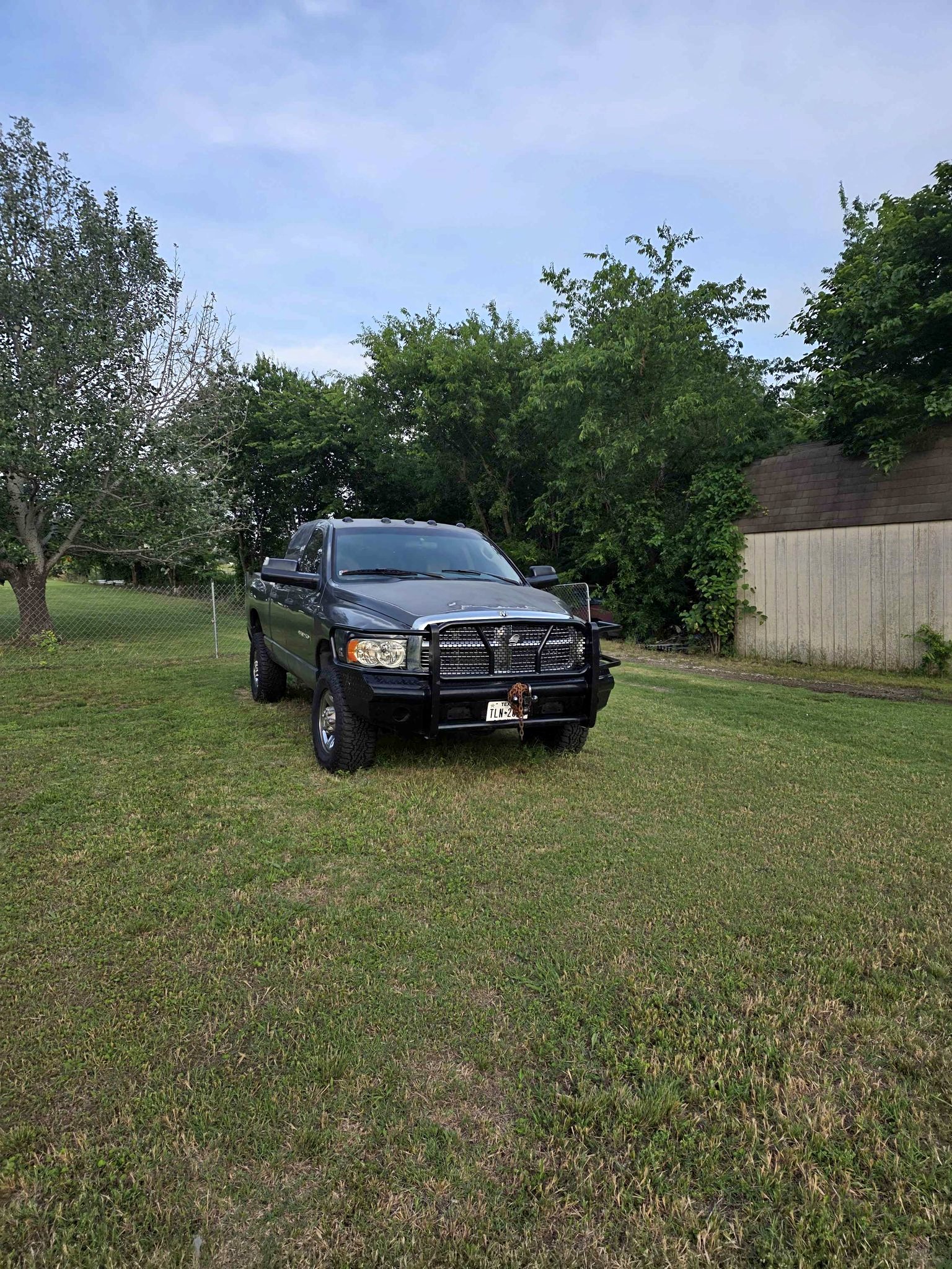 2005 Dodge Ram 2500 Club Cab - Short Bed