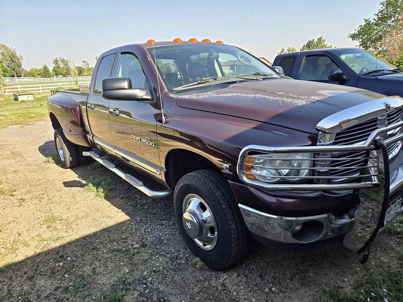 2005 Dodge Ram 3500 Crew Cab - SLT Pickup 4D 8 ft