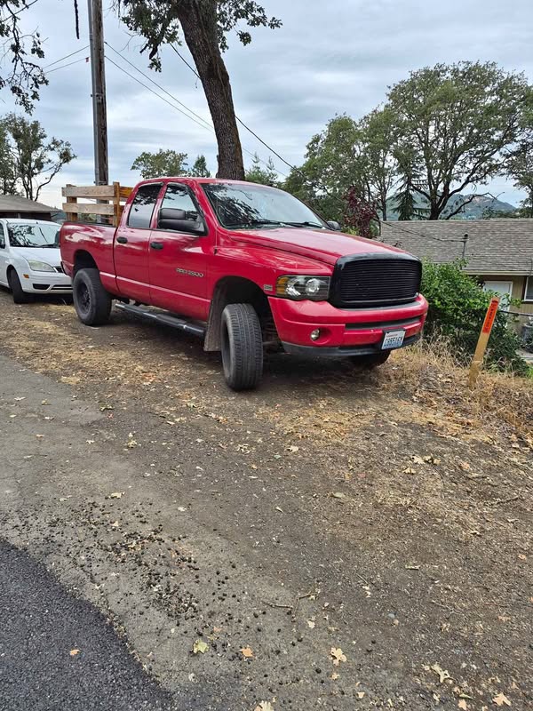 2003 Dodge Ram 2500 Crew Cab - SLT Pickup 4D 6 1\/3 ft