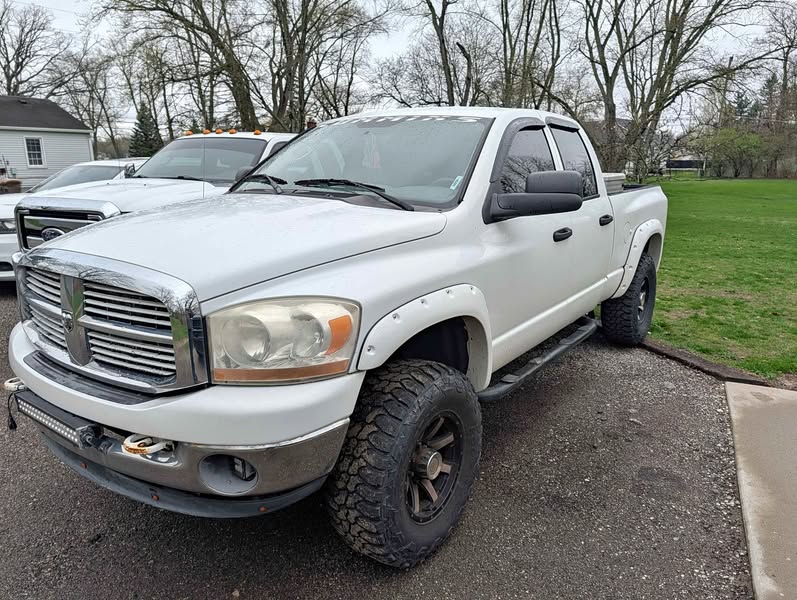2006 Dodge Ram 2500 Crew Cab - SLT Pickup 4D 6 1\/3 ft