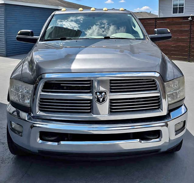 2010 Dodge Ram 3500 Crew Cab - SLT Pickup 4D 6 1\/3 ft