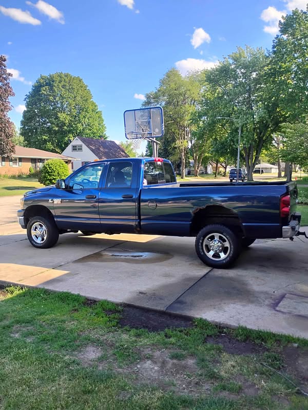 2008 Dodge Ram 2500 Crew Cab - SLT Pickup 4D 8 ft
