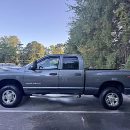 2003 Dodge Ram 2500 Quad Cab SLT Pickup 4D 8 ft