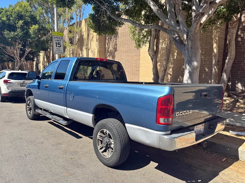2003 Dodge Ram 2500 Quad Cab - SLT Pickup 4D 8 ft