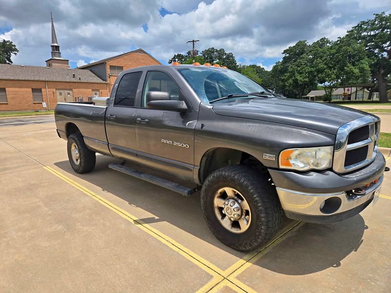 2004 Dodge Ram 2500 Crew Cab - ST Pickup 4D 8 ft