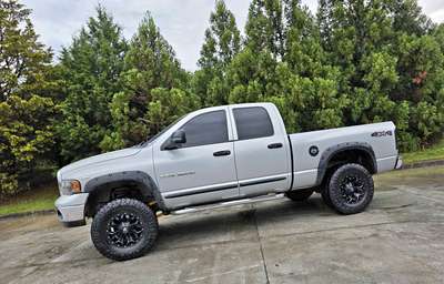 2003 Dodge Ram 2500 Crew Cab - SLT Pickup 4D 6 1\/3 ft