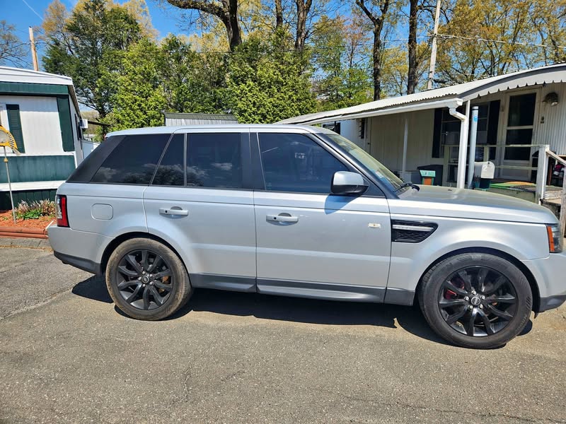 2013 Land Rover Range Rover Sport - HSE Sport Utility 4D
