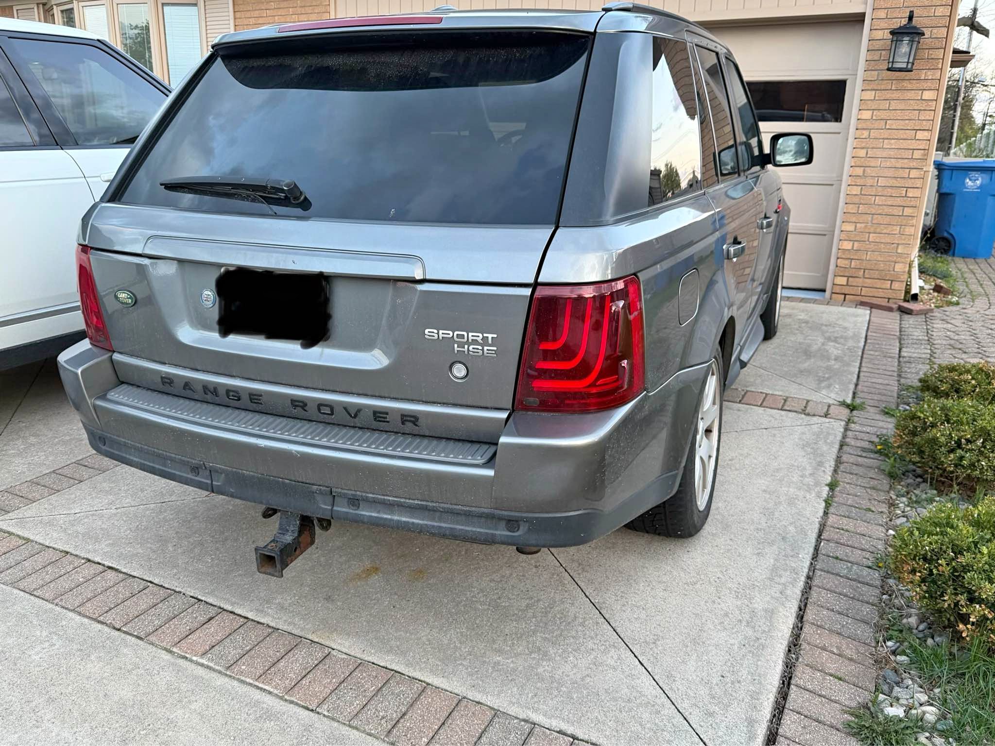 2009 Land Rover Range Rover Sport - HSE Sport Utility 4D