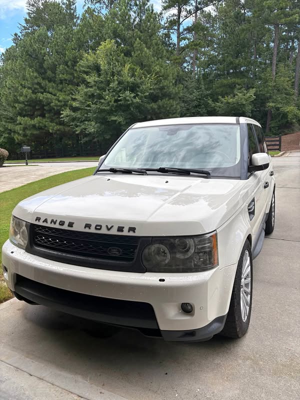 2010 Land Rover Range Rover Sport - HSE Lux Sport Utility 4D