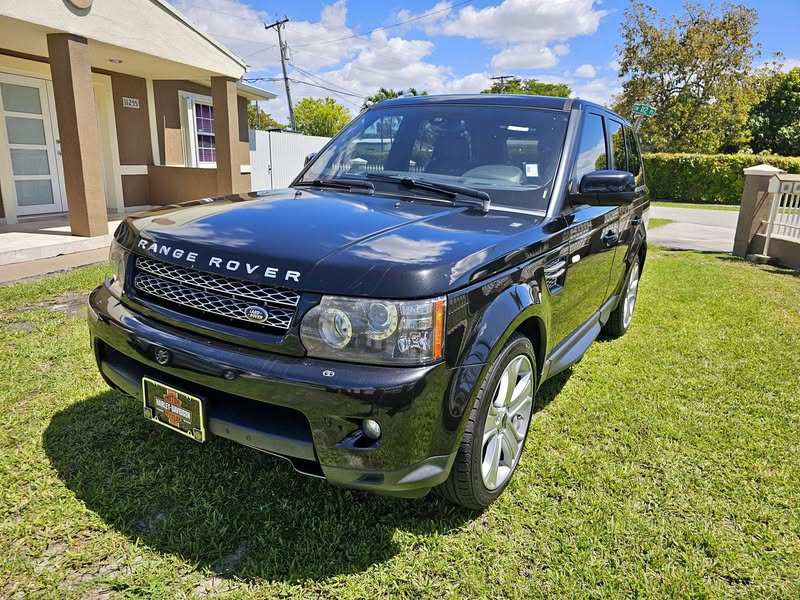 2012 Land Rover Range Rover Sport - HSE Lux Sport Utility 4D