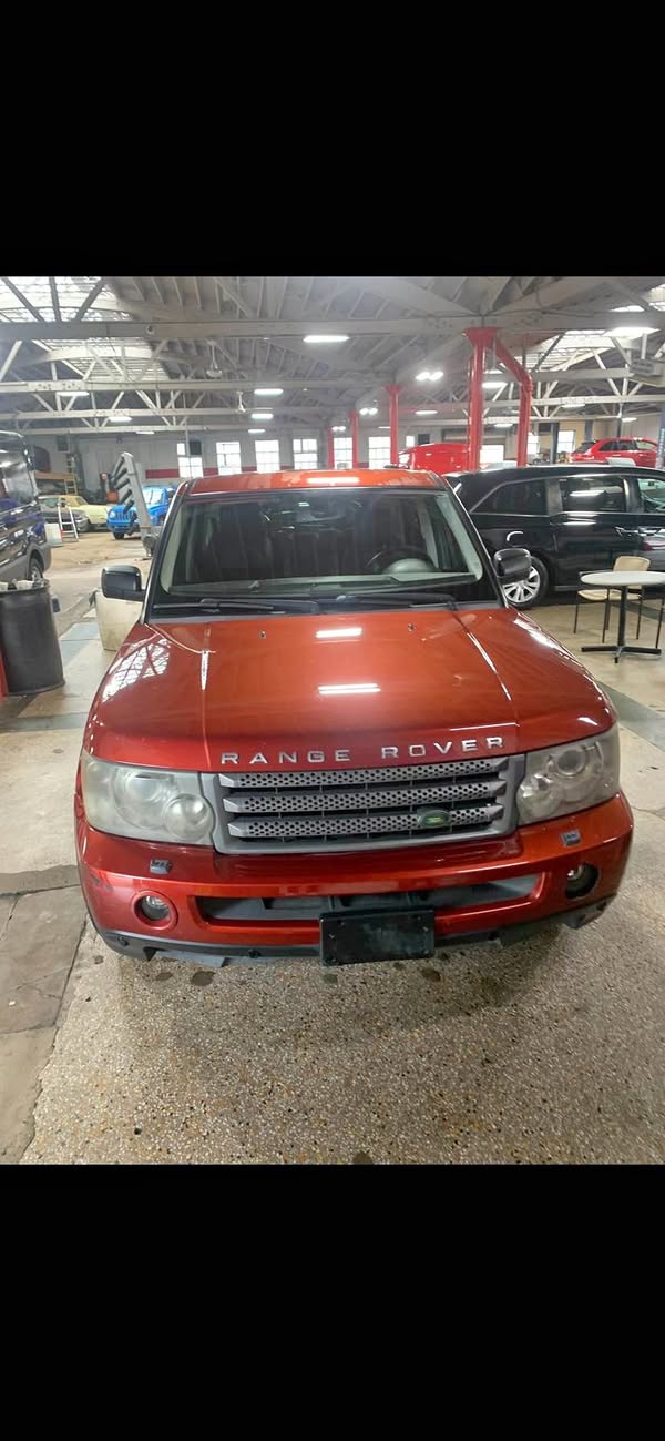 2008 Land Rover Range Rover Sport - HSE Sport Utility 4D