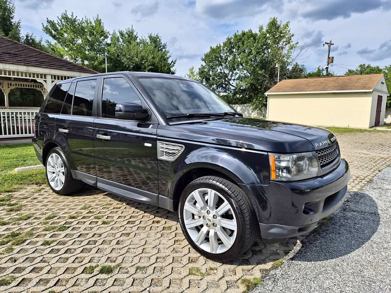 2011 Land Rover Range Rover Sport - Supercharged Sport Utility 4D
