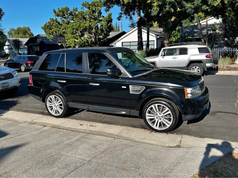 2011 Land Rover Range Rover Sport - HSE Lux Sport Utility 4D