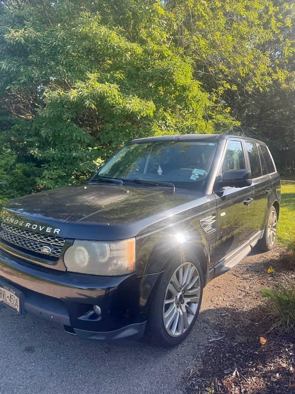 2013 Land Rover Range Rover Sport - HSE Lux Sport Utility 4D