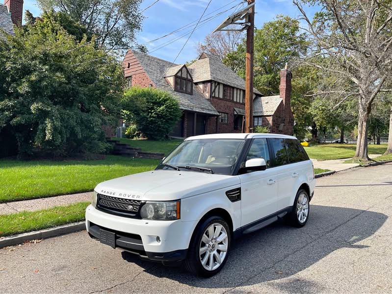 2013 Land Rover Range Rover Sport - HSE Lux Sport Utility 4D