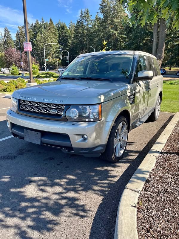 2012 Land Rover Range Rover Sport - HSE Sport Utility 4D