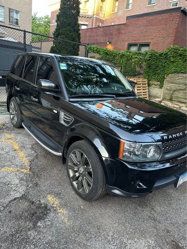 2011 Land Rover Range Rover Sport - HSE Lux Sport Utility 4D