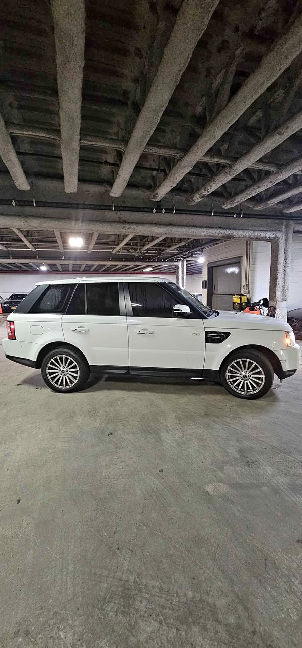 2012 Land Rover Range Rover Sport - HSE Sport Utility 4D