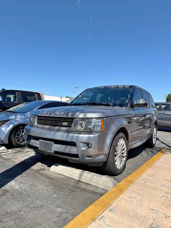 2011 Land Rover Range Rover Sport - HSE Sport Utility 4D