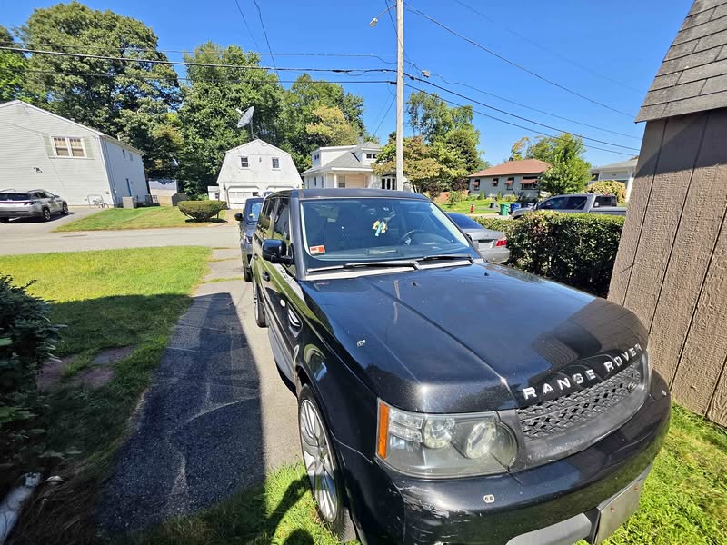 2010 Land Rover Range Rover Sport - HSE Sport Utility 4D