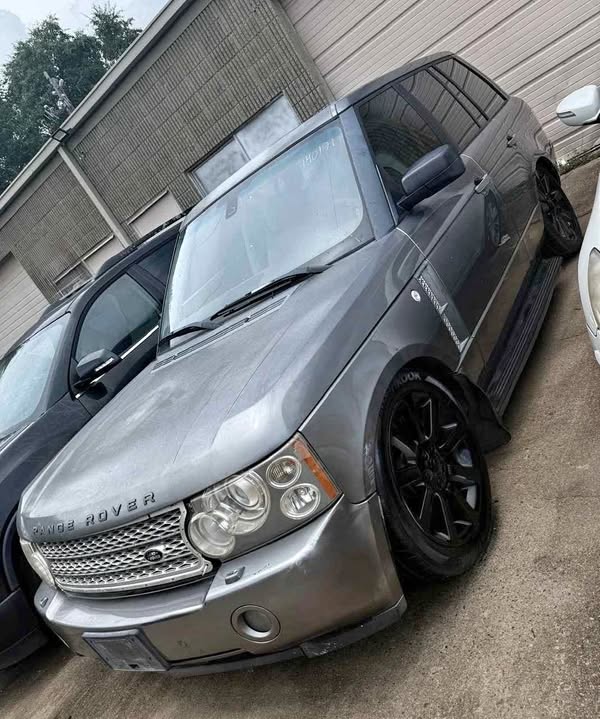 2008 Land Rover Range Rover Sport - Supercharged Sport Utility 4D