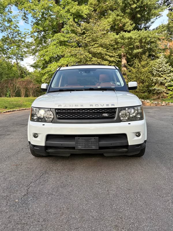 2011 Land Rover Range Rover Sport - HSE Lux Sport Utility 4D