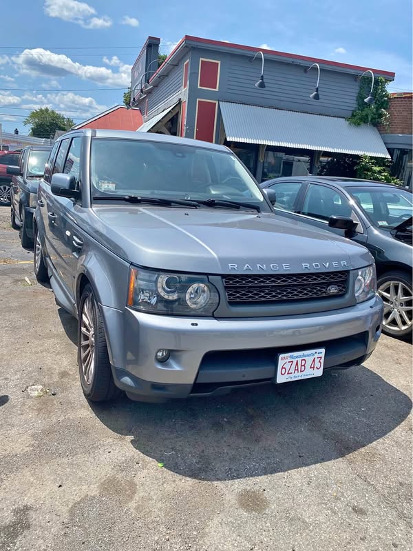 2011 Land Rover Range Rover Sport - Needs Engine work or replacement