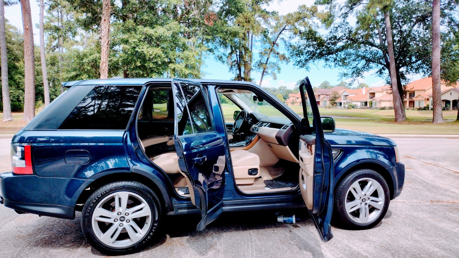 2013 Land Rover Range Rover Sport HSE LUXURY