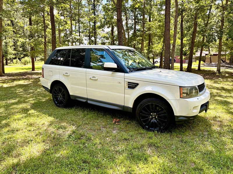 2010 Land Rover Range Rover Sport - SE Sport Utility 4D