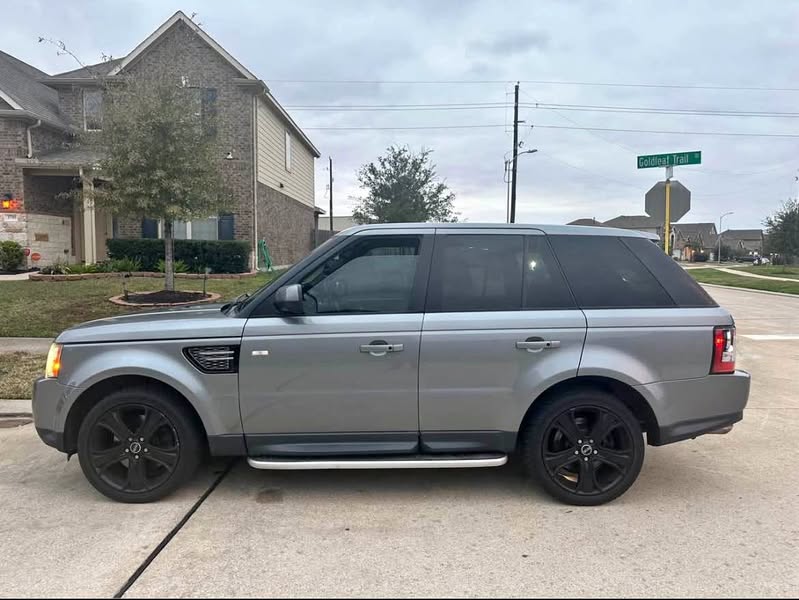 2012 Land Rover Range Rover Sport - HSE Lux Sport Utility 4D