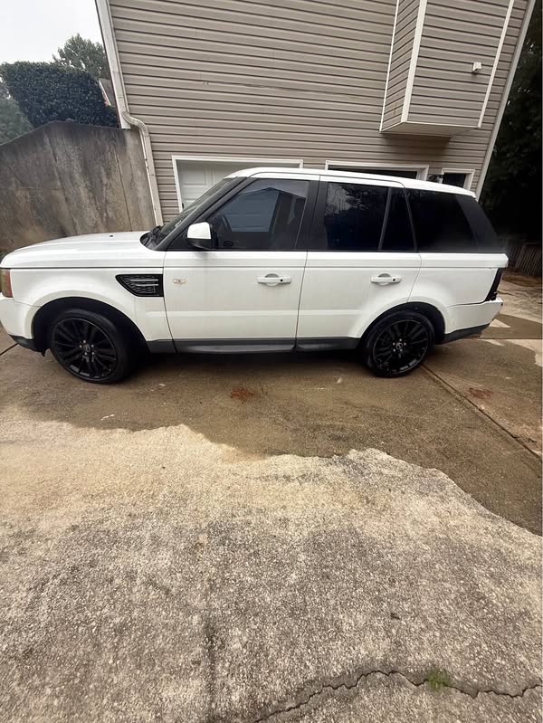 2013 Land Rover Range Rover Sport - HSE Lux Sport Utility 4D
