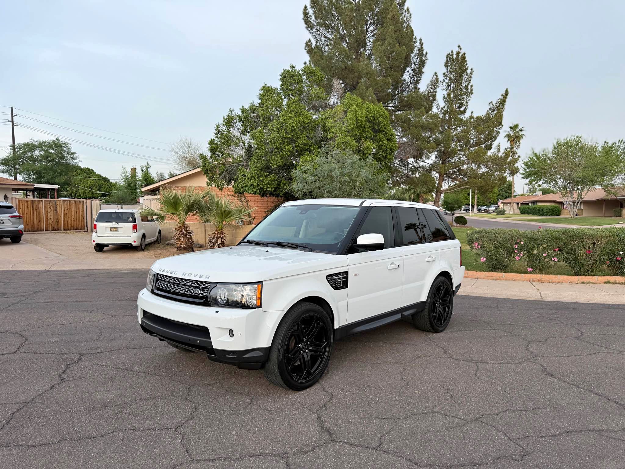 2013 Land Rover Range Rover Sport - HSE Dynamic Sport Utility 4D