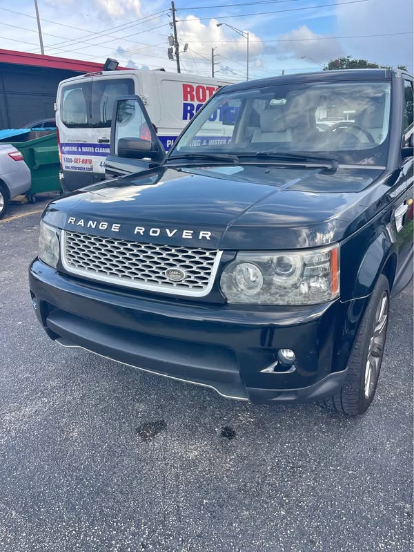2008 Land Rover Range Rover Sport - HSE Silver Edition Sport Utility 4D
