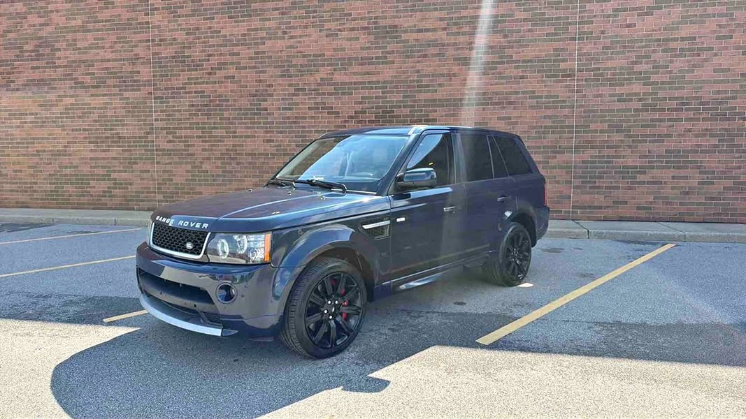 2013 Land Rover Range Rover Sport - HSE Lux Sport Utility 4D