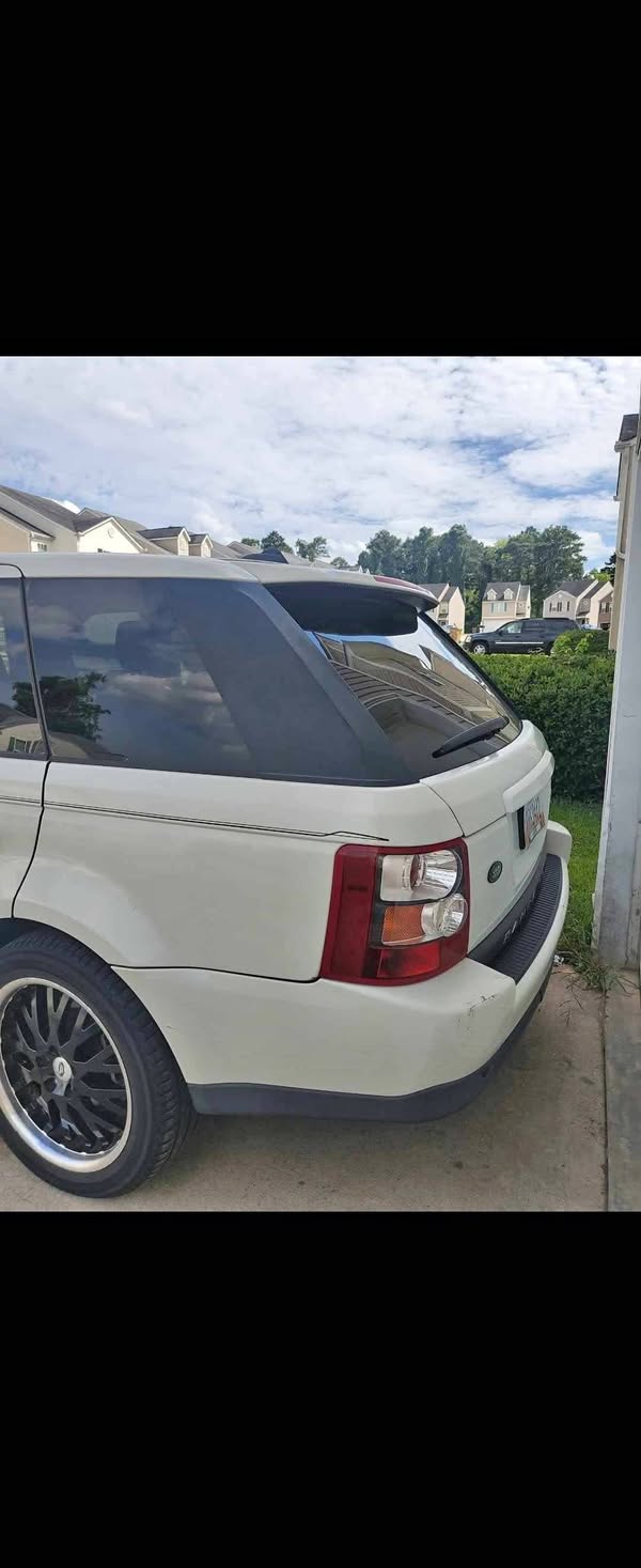 2008 Land Rover Range Rover Sport - HSE Sport Utility 4D