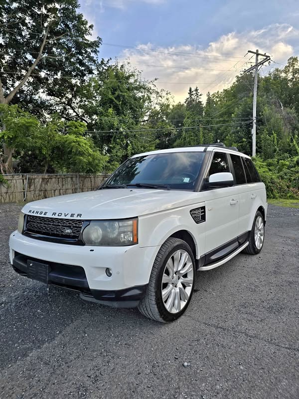 2012 Land Rover Range Rover Sport - HSE Lux Sport Utility 4D
