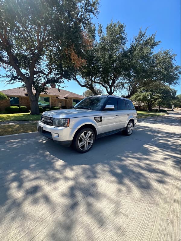 2013 Land Rover Range Rover Sport - HSE Lux Sport Utility 4D