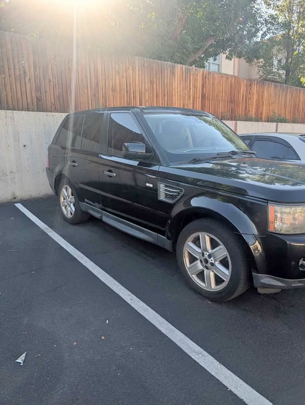 2011 Land Rover Range Rover Sport - HSE Sport Utility 4D