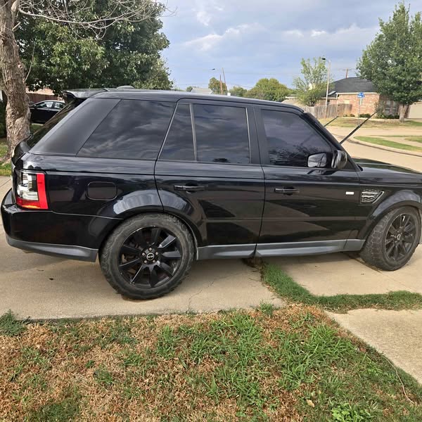 2012 Land Rover Range Rover Sport - HSE Lux Sport Utility 4D
