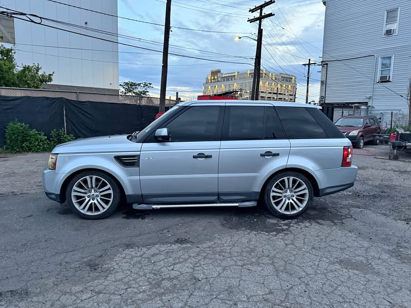 2011 Land Rover Range Rover Sport - HSE Lux Sport Utility 4D