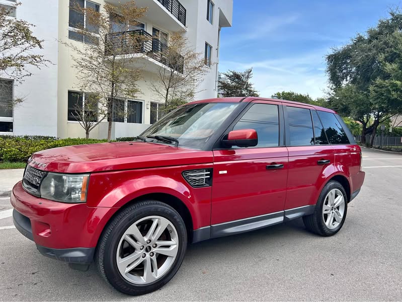 2013 Land Rover Range Rover Sport - HSE Sport Utility 4D