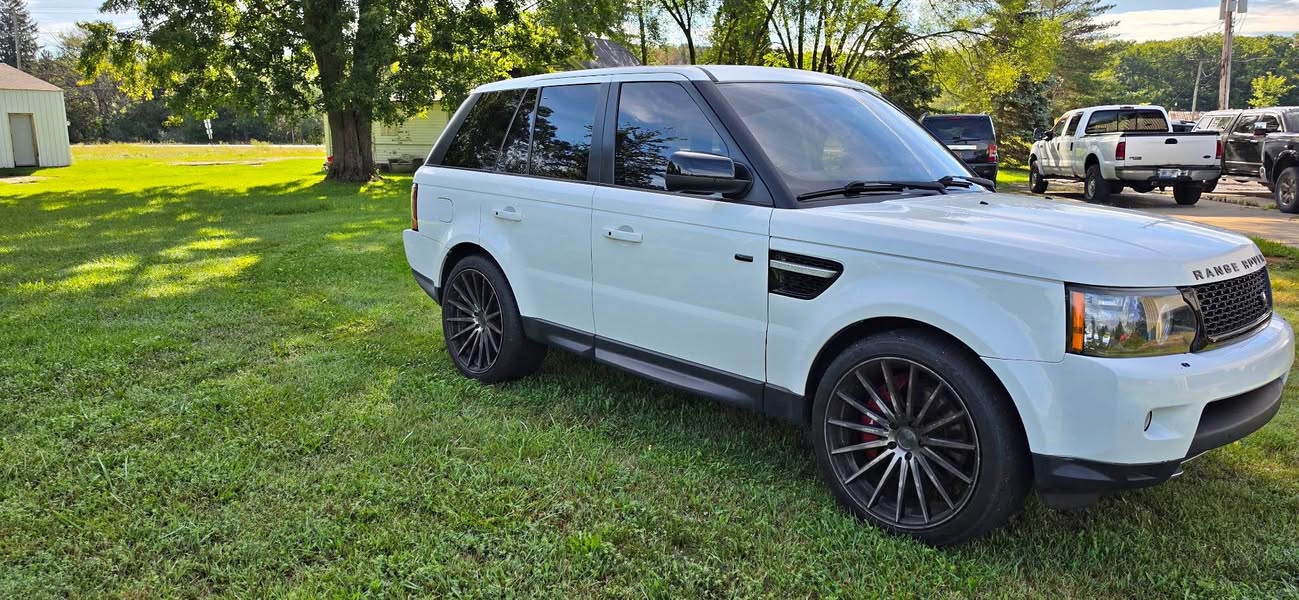 2013 Land Rover Range Rover Sport - Supercharged Sport Utility 4D