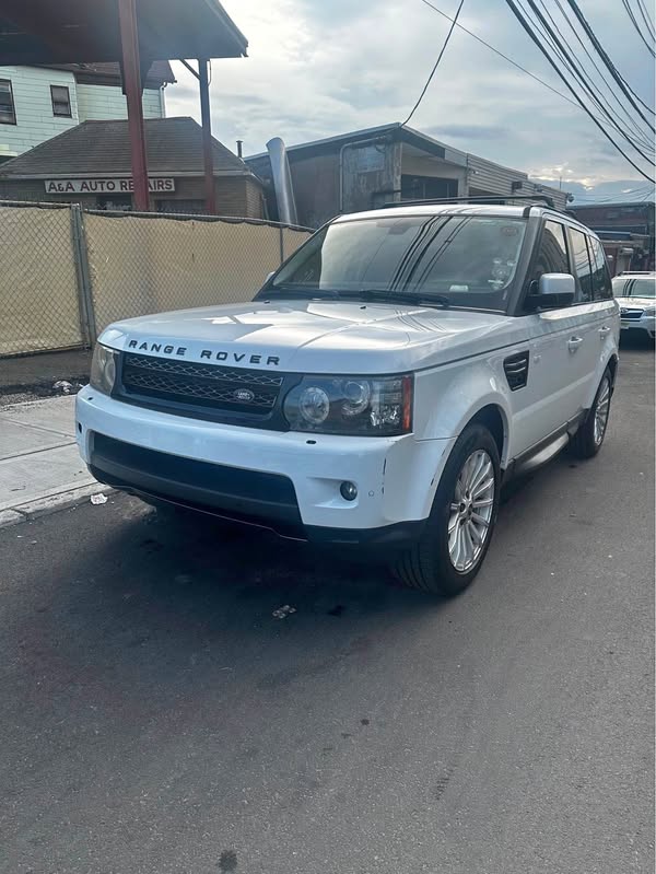 2013 Land Rover Range Rover Sport - HSE Sport Utility 4D