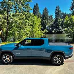 2023 Rivian R1T Quad Motor - Ocean Coast Interior
