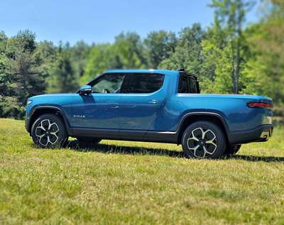 2022 Rivian R1T - Adventure Pickup 4D 4 1\/2 ft