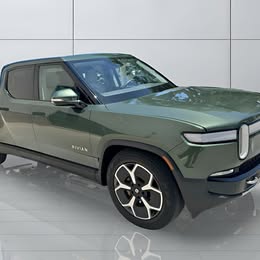 2024 Rivian r1t adventure | quad motor | large battery pack
