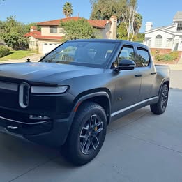 2022 Rivian R1T Quad Motor Launch Edition