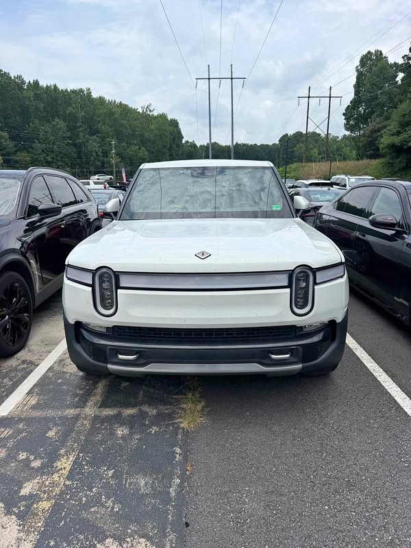 2022 Rivian R1T - Adventure Pickup 4D 4 1\/2 ft
