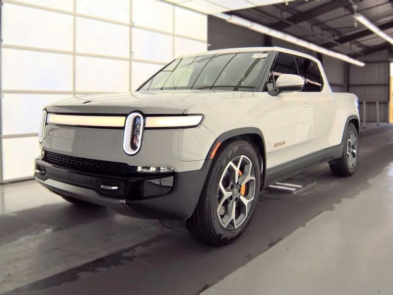 2022 Rivian R1T Adventure